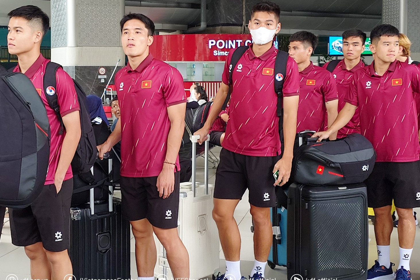 U23 Việt Nam đổ bộ Indonesia, quyết bảo vệ ngôi vô địch