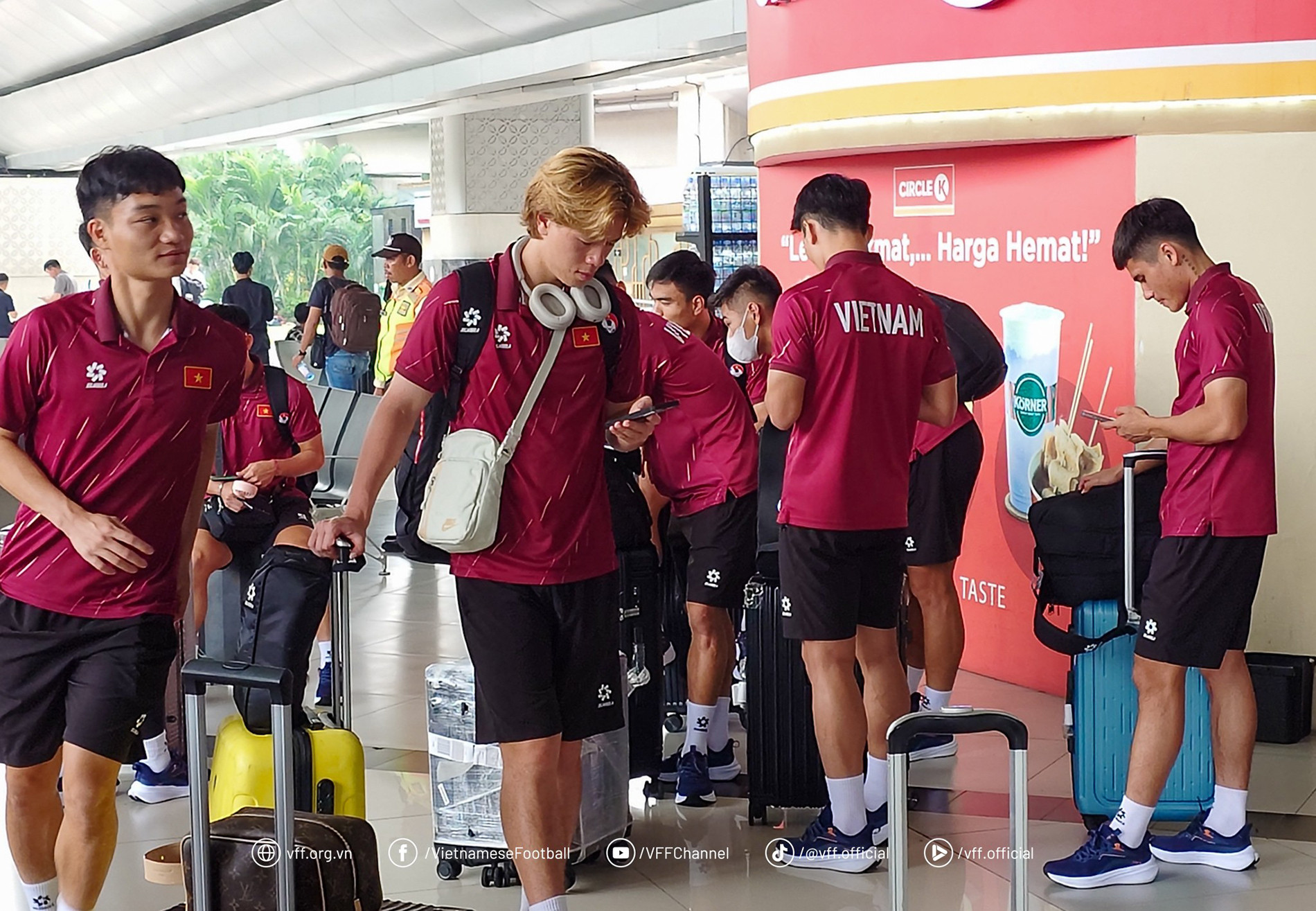 u23 viet nam toi indonesia 9.jpg