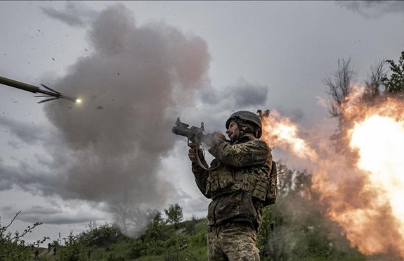 Ukraine gửi cảnh báo sắc lạnh tới Nga ngay khi Mỹ hứa nối lại viện trợ quân sự