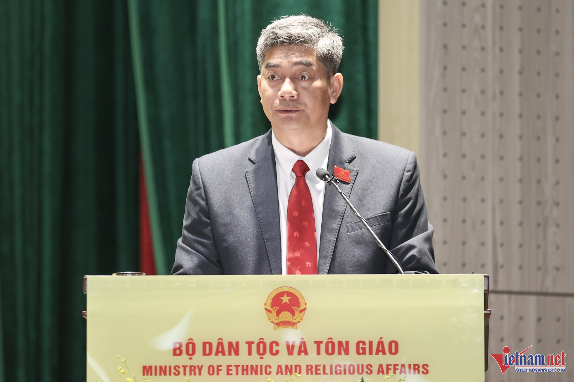 W-bộ dân tộc tôn giáo.jpg