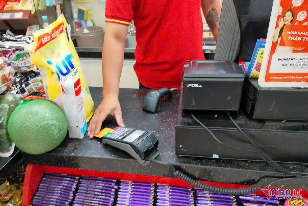 W-eede9bc0 89d4 4f48 be2d 1ba21801fd42.jpg