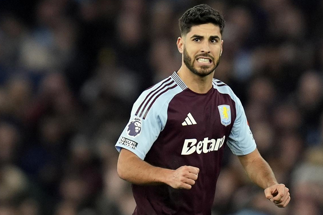 Asensio ‘quay xe’ với Jose Mourinho