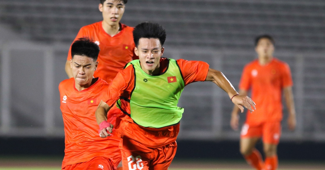 Hậu vệ U23 Việt Nam tiết lộ yêu cầu đặc biệt của HLV Kim Sang Sik