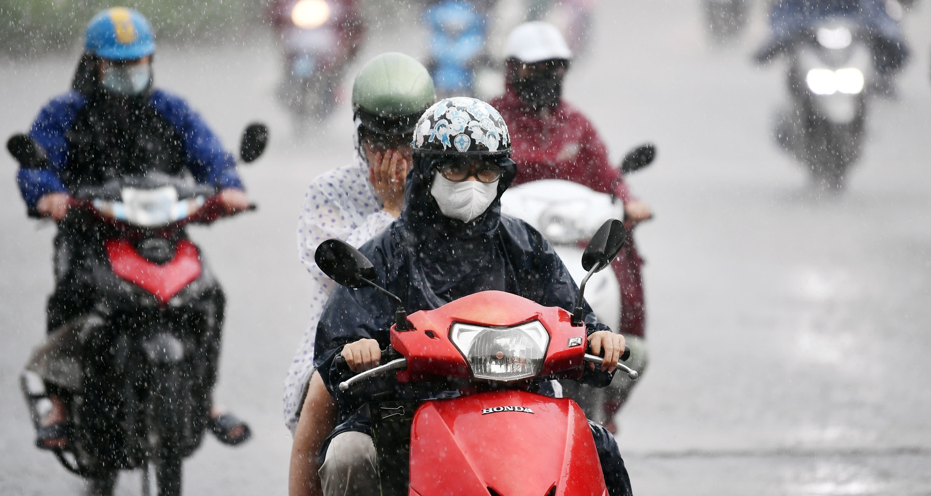 Miền Bắc sắp mưa liên tiếp cả tuần, xoáy thuận ...