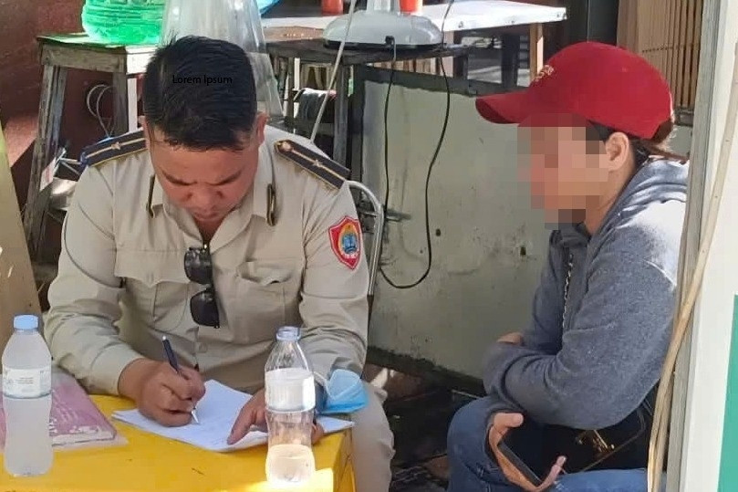 Mời làm việc chủ quán bán vài xiên nướng tính giá 760.000 đồng cho khách Lào