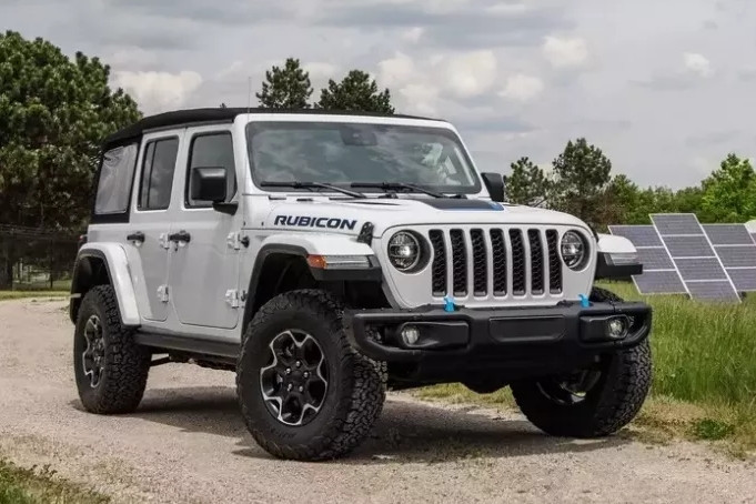 Nhiều mẫu SUV đang được giảm giá 'kịch sàn' cả tỷ đồng trong tháng 7