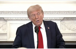 Ông Trump nêu 'tối hậu thư' cho Nga, công bố kế hoạch gửi vũ khí cho Ukraine