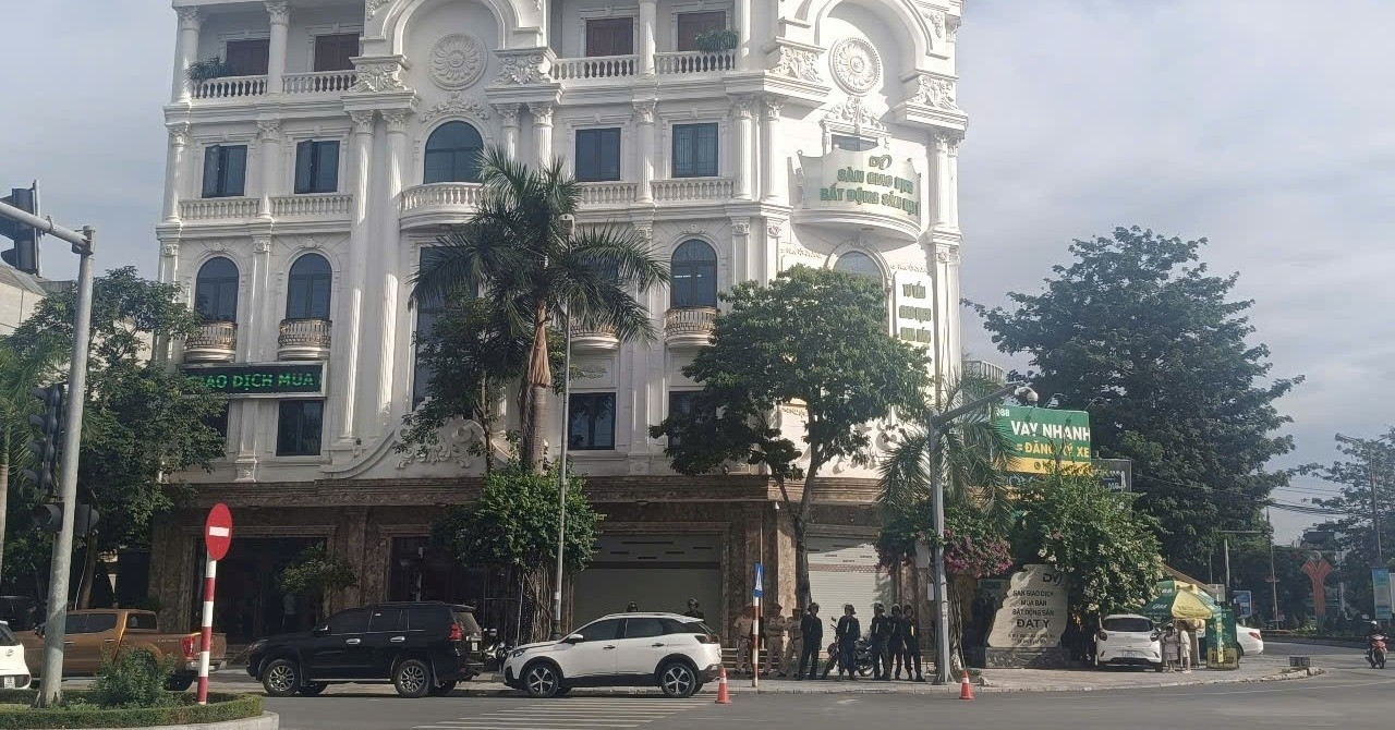 Triệu tập, khám xét khẩn cấp nơi ở của trùm giang hồ Ý ‘ẻng’ ở Thanh Hóa