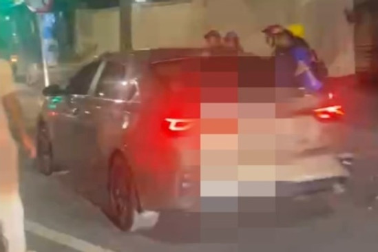 Bản tin sáng 16/7: Xác minh vụ ô tô va chạm với xe máy rồi bỏ chạy ở Hà Nội