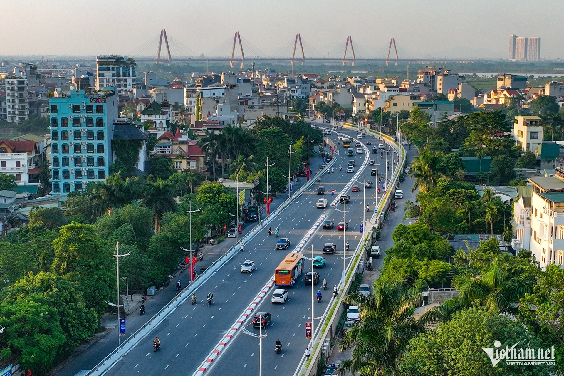 Chuyện xe xăng, xe điện và nỗi lo ùn tắc ở Hà Nội