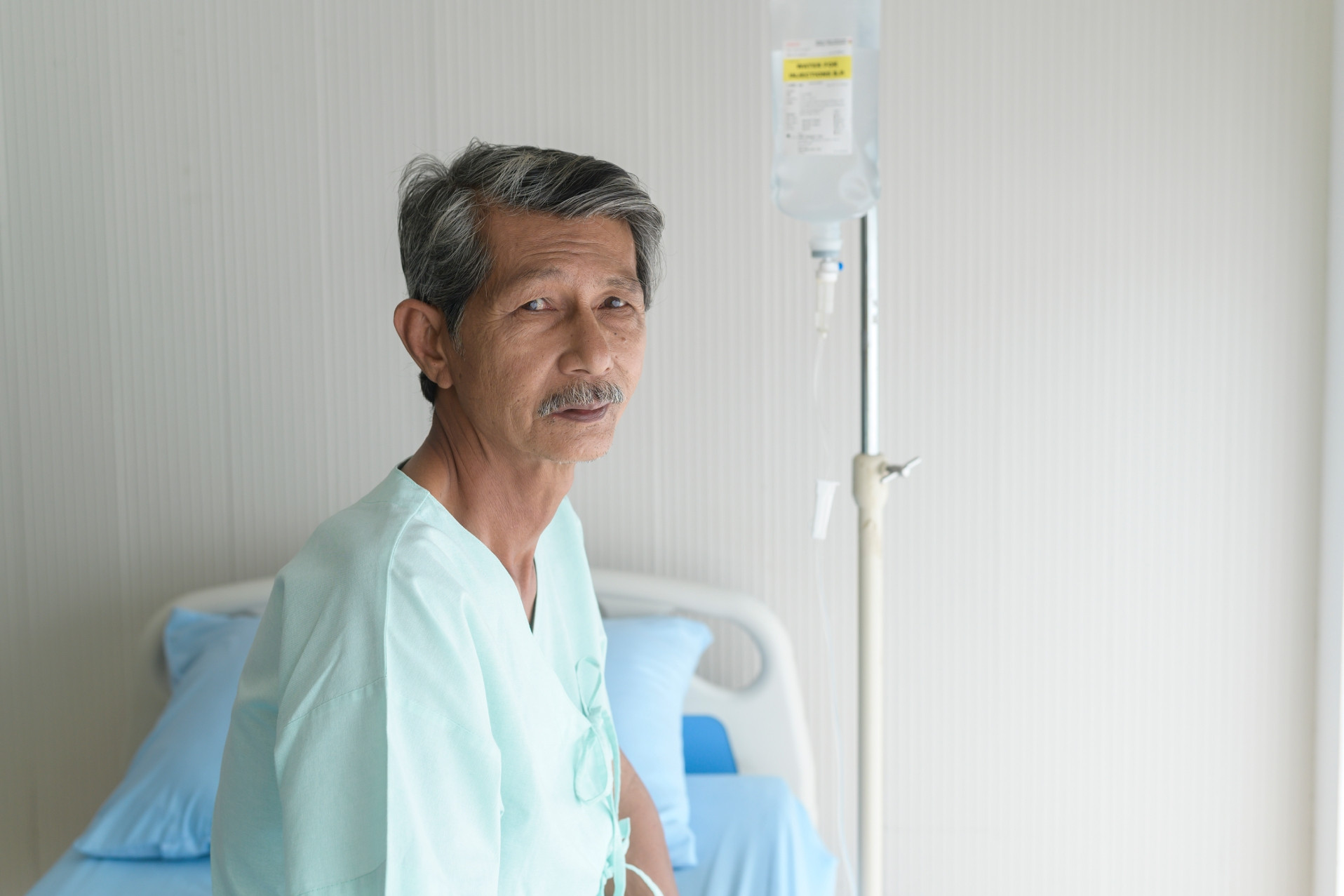 'Cúm không phải bệnh vặt, cúm đe dọa sức khỏe người cao tuổi'