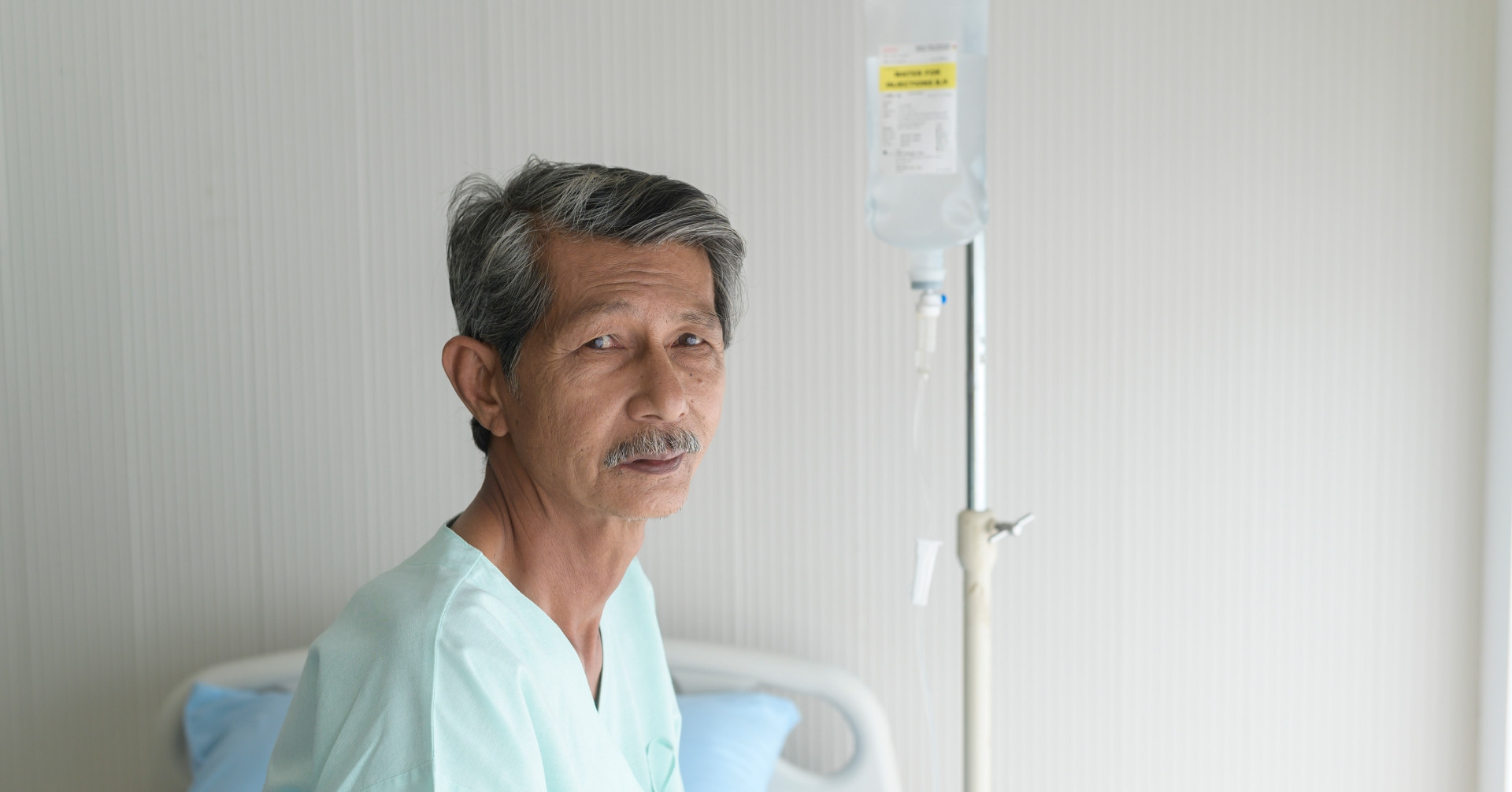 'Cúm không phải bệnh vặt, cúm đe dọa sức khỏe người cao tuổi'