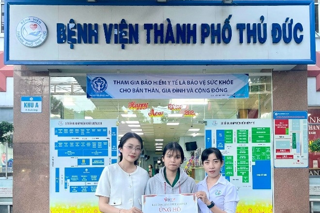 Hơn 110 triệu đồng của bạn đọc giúp đỡ ông Ngô Minh Đạt bị ong đốt nguy kịch