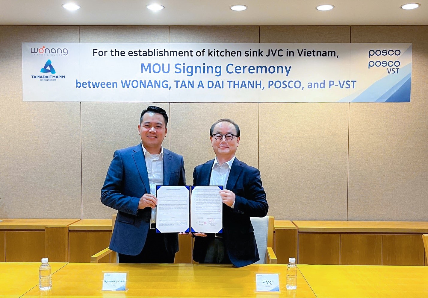 Tân Á Đại Thành bắt tay thương hiệu Hàn Quốc ra mắt sản phẩm mới