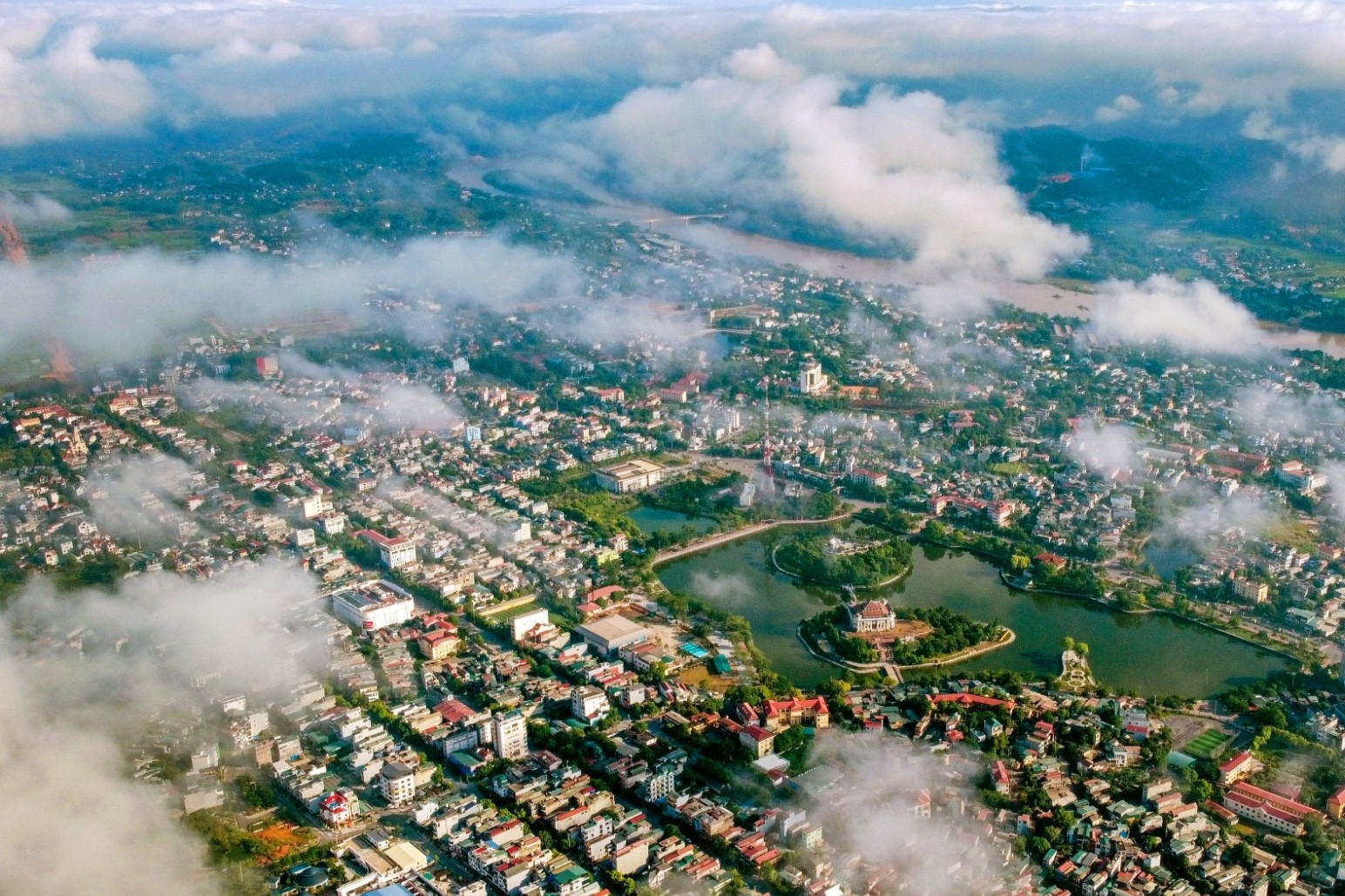 Mua đất trồng cây làm nhà 20 năm: Có được cấp sổ đỏ đất ở?