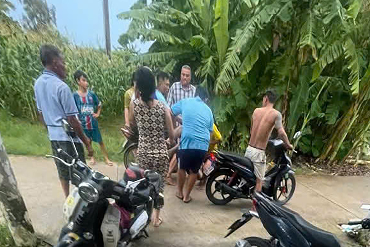 Nam sinh lớp 7 cứu bạn 16 tuổi, cả hai cùng tử vong