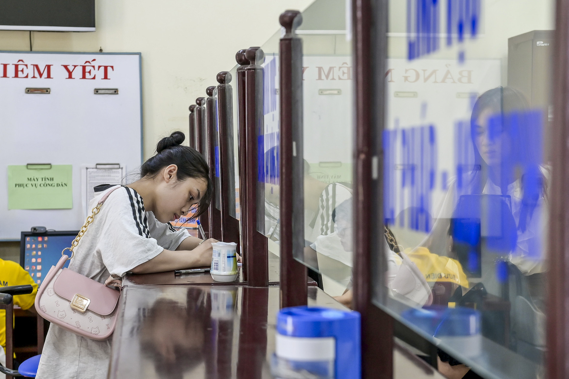 Cán bộ ở Ninh Bình tiết lộ hiểu lầm của người dân về ‘cấp sổ đỏ trong 3 ngày’