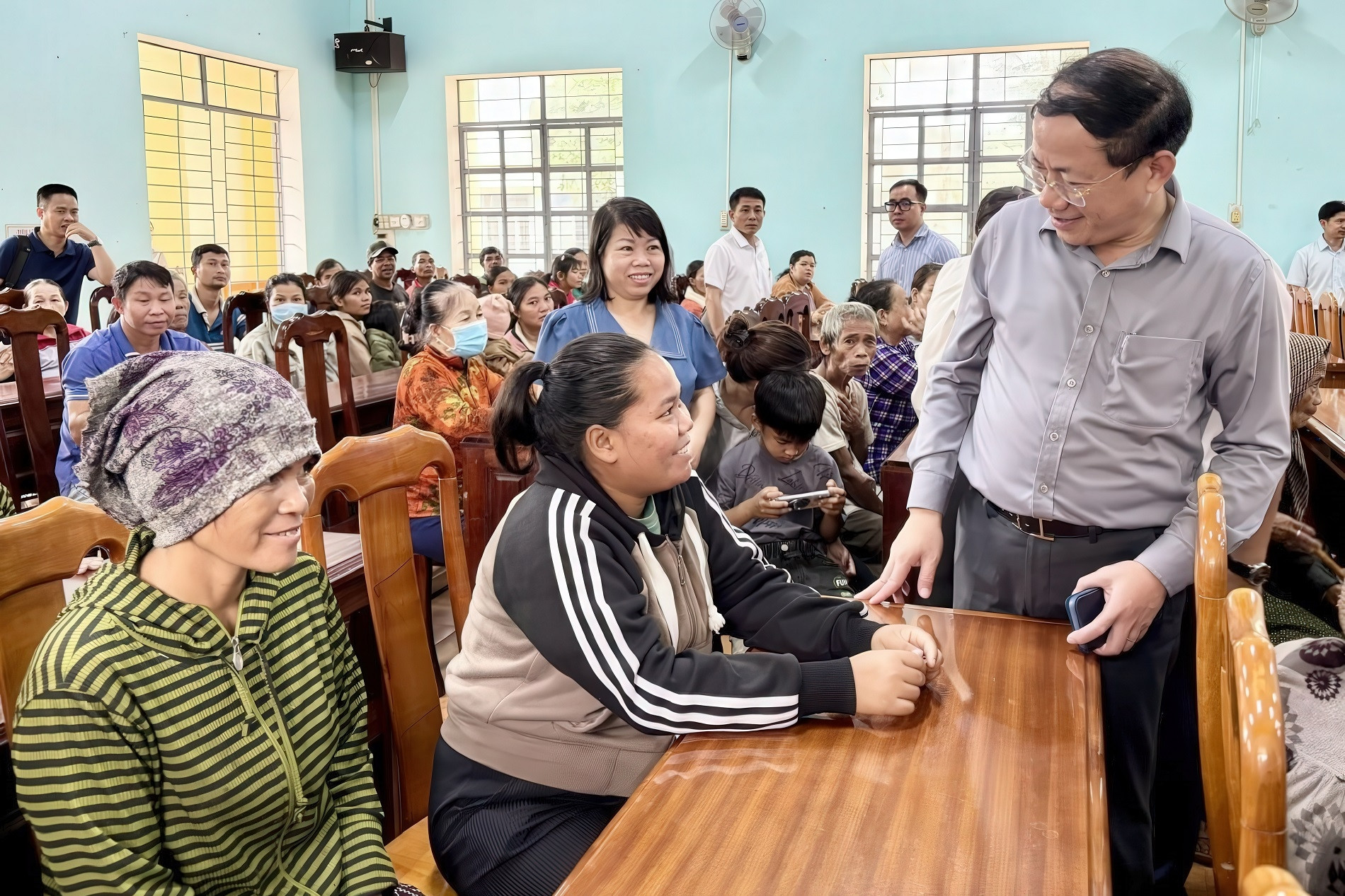 Sau sáp nhập, lãnh đạo chủ chốt Gia Lai 'chia quân' về xã, gỡ khó cho dân