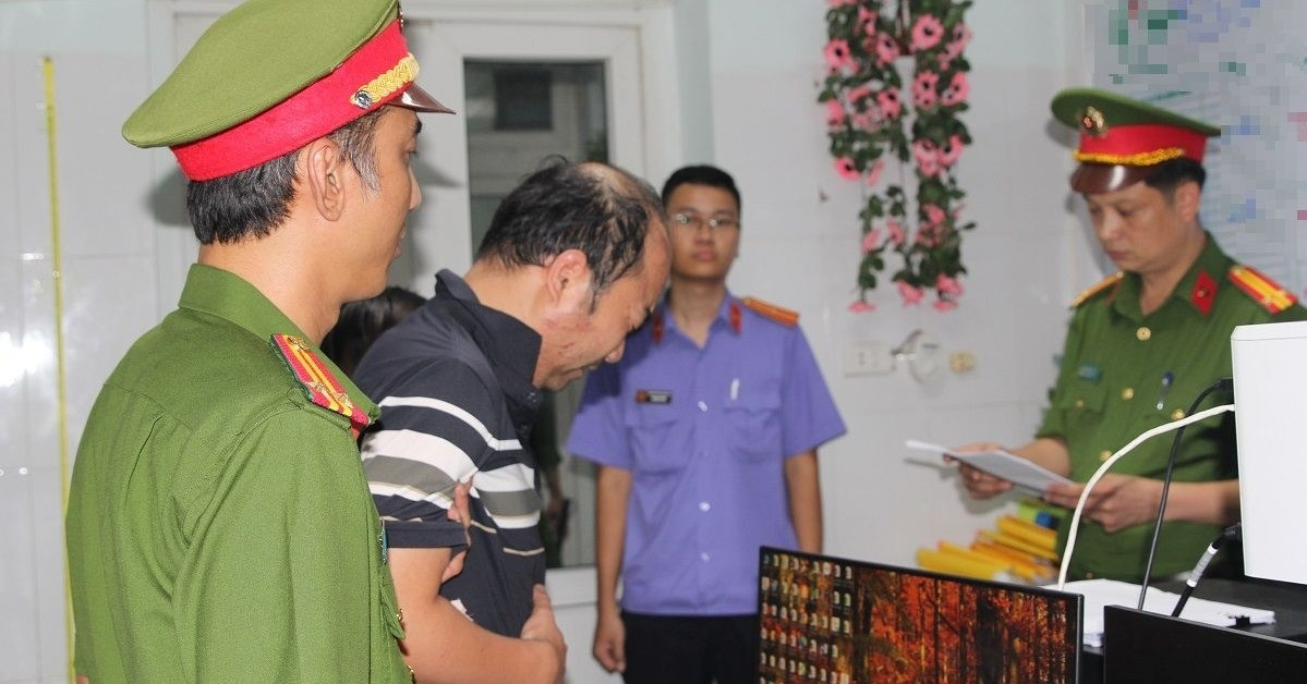 Vụ ô tô lao xuống sông: Nghệ An lý giải việc ‘t...