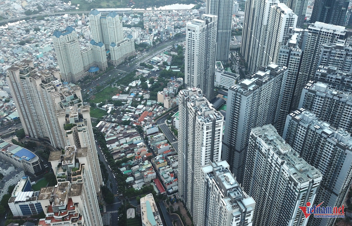 W-saigon panorama_1.jpg