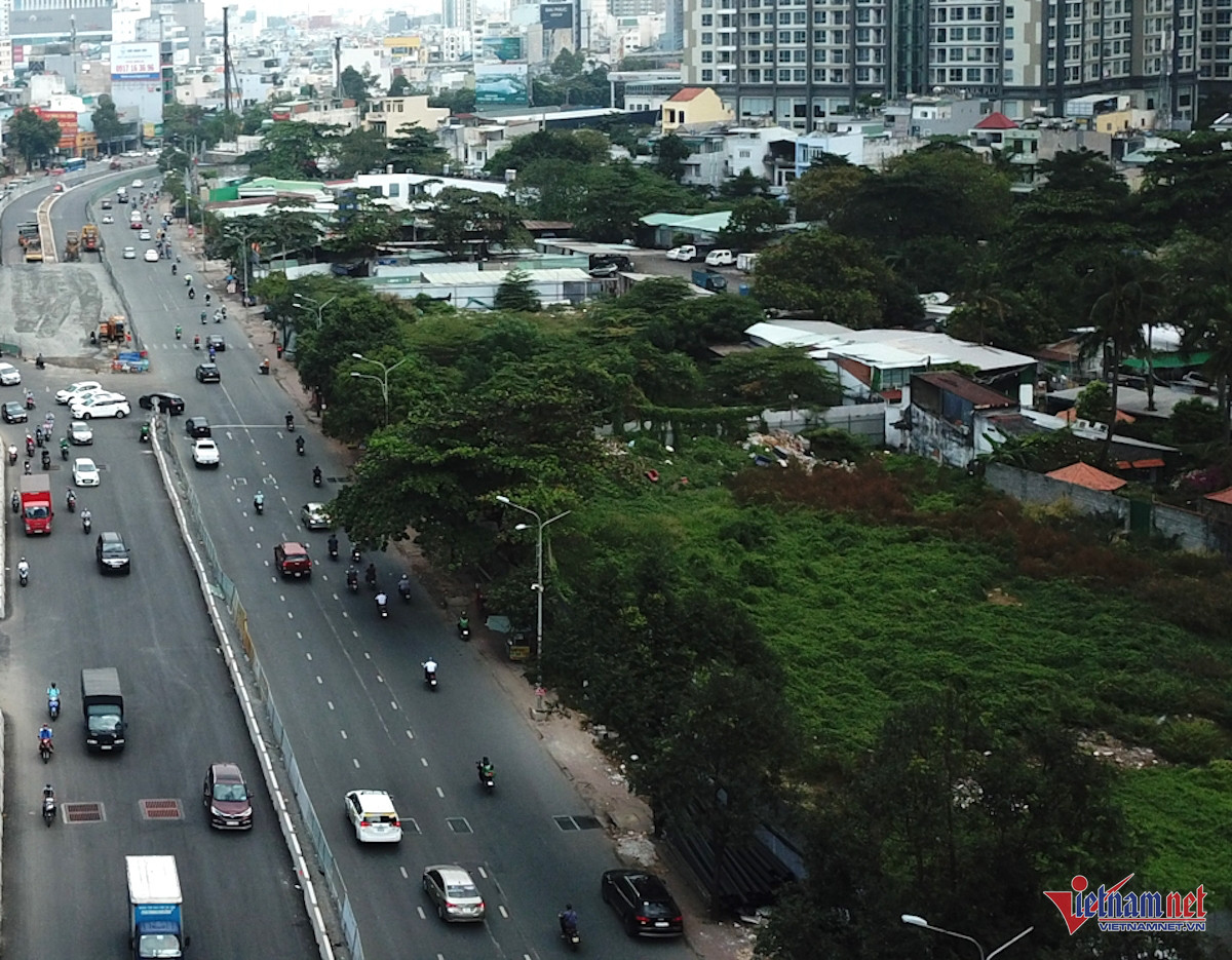 W-saigon panorama 4.jpg