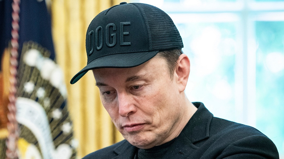 12biz grok musk fjpw videoSixteenByNine3000.jpg