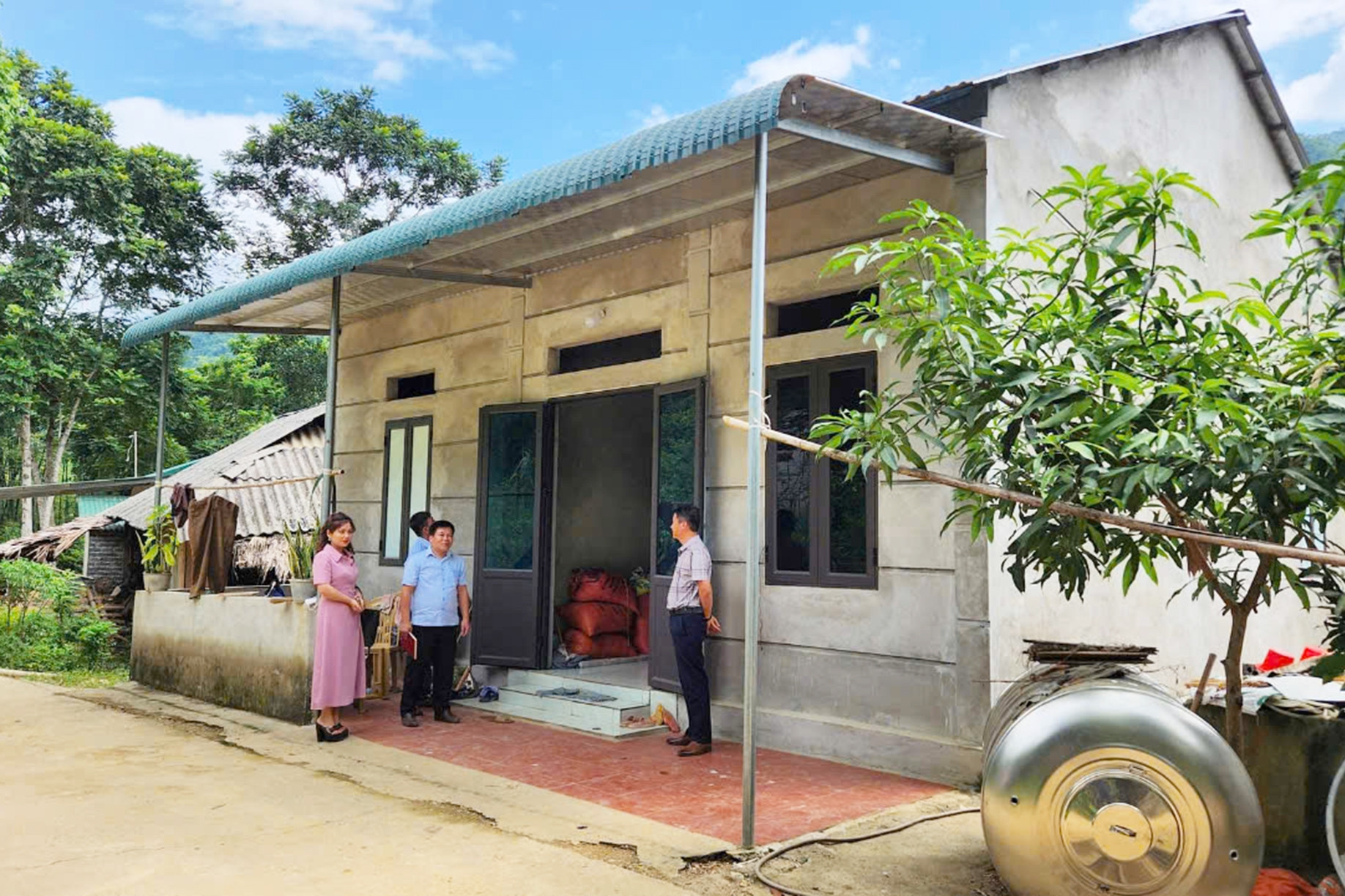 Hoàn thành xóa nhà tạm, nhà dột nát là mệnh lệnh từ trái tim