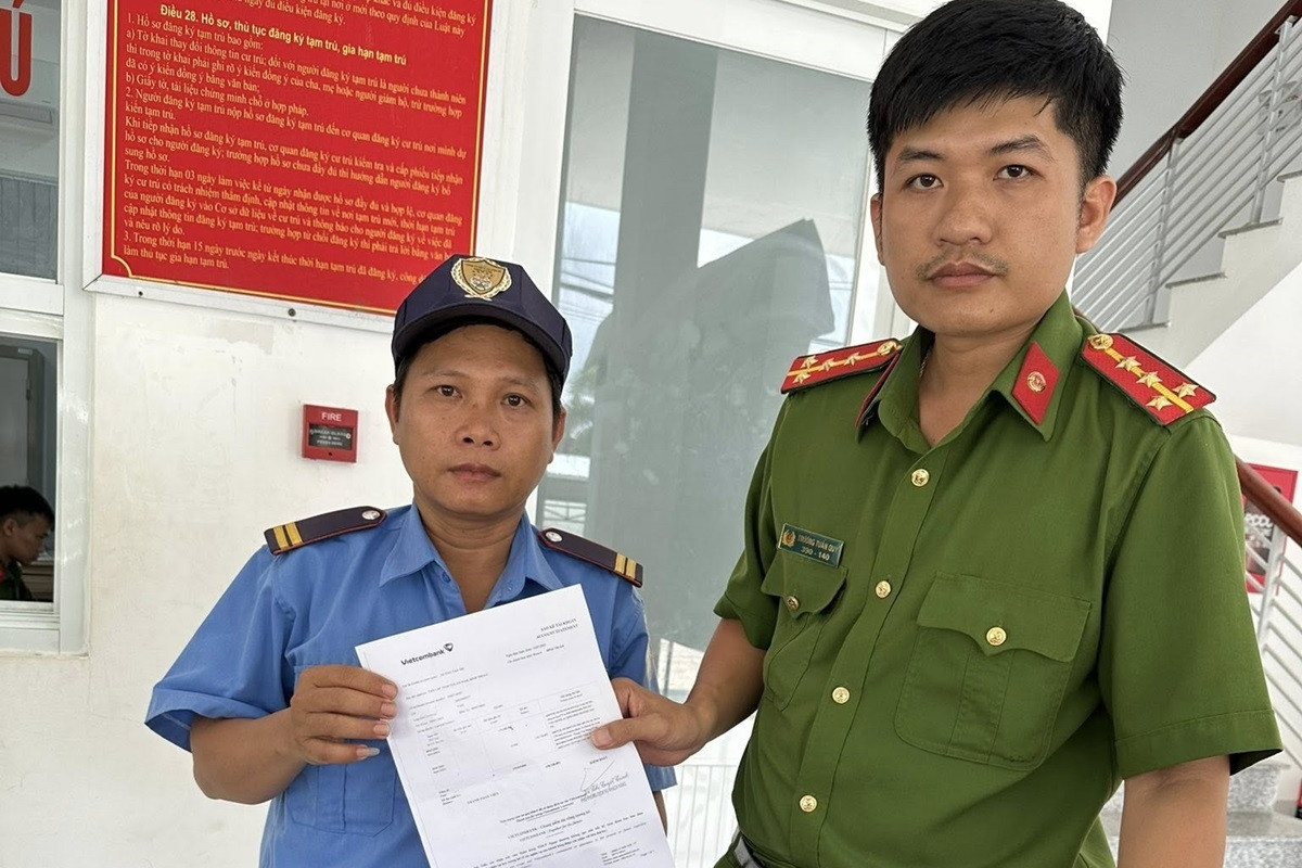 Người đàn ông trả lại 170 triệu đồng cho người chuyển khoản nhầm rồi 'bỏ quên'