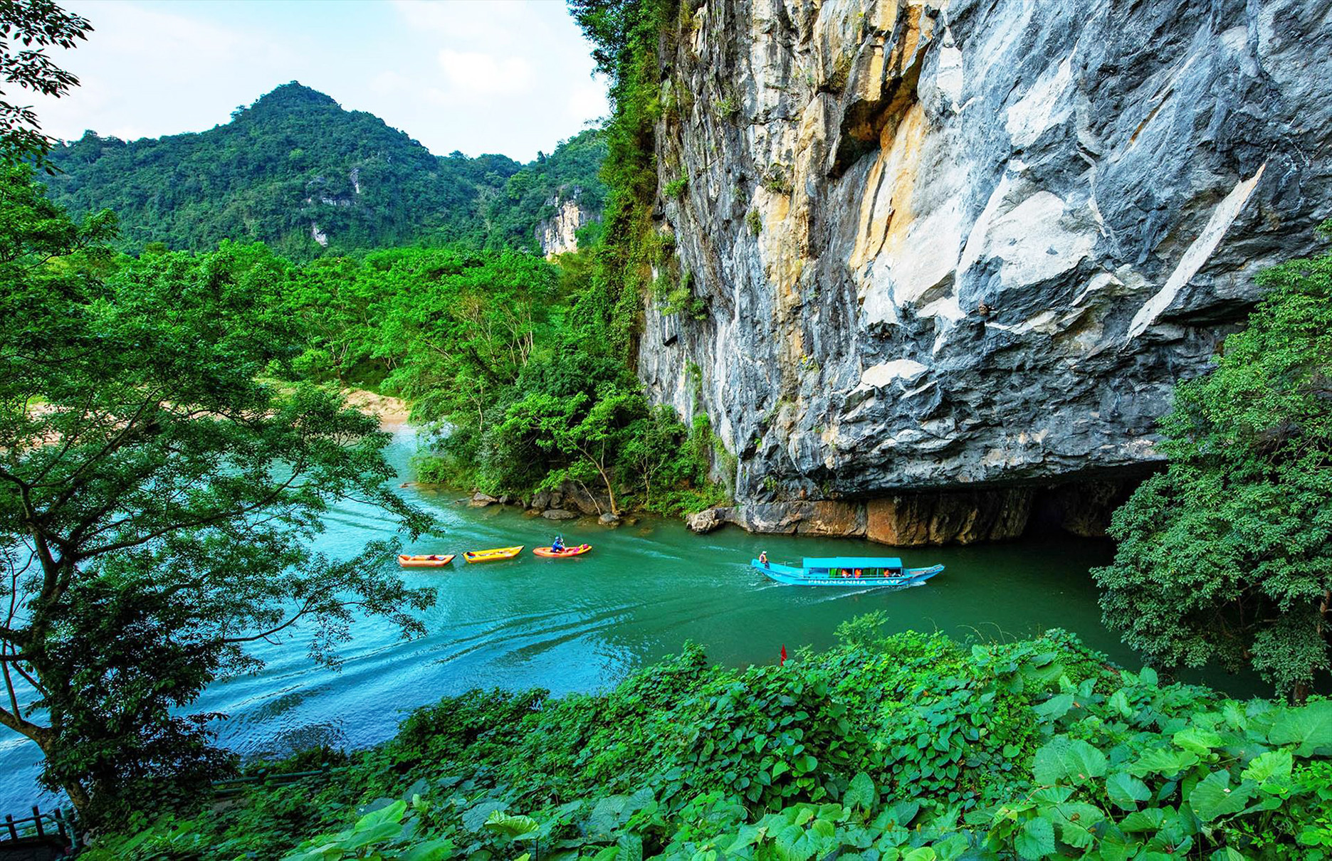 Di sản thiên nhiên nào của Việt Nam được UNESCO công nhận năm 1994?