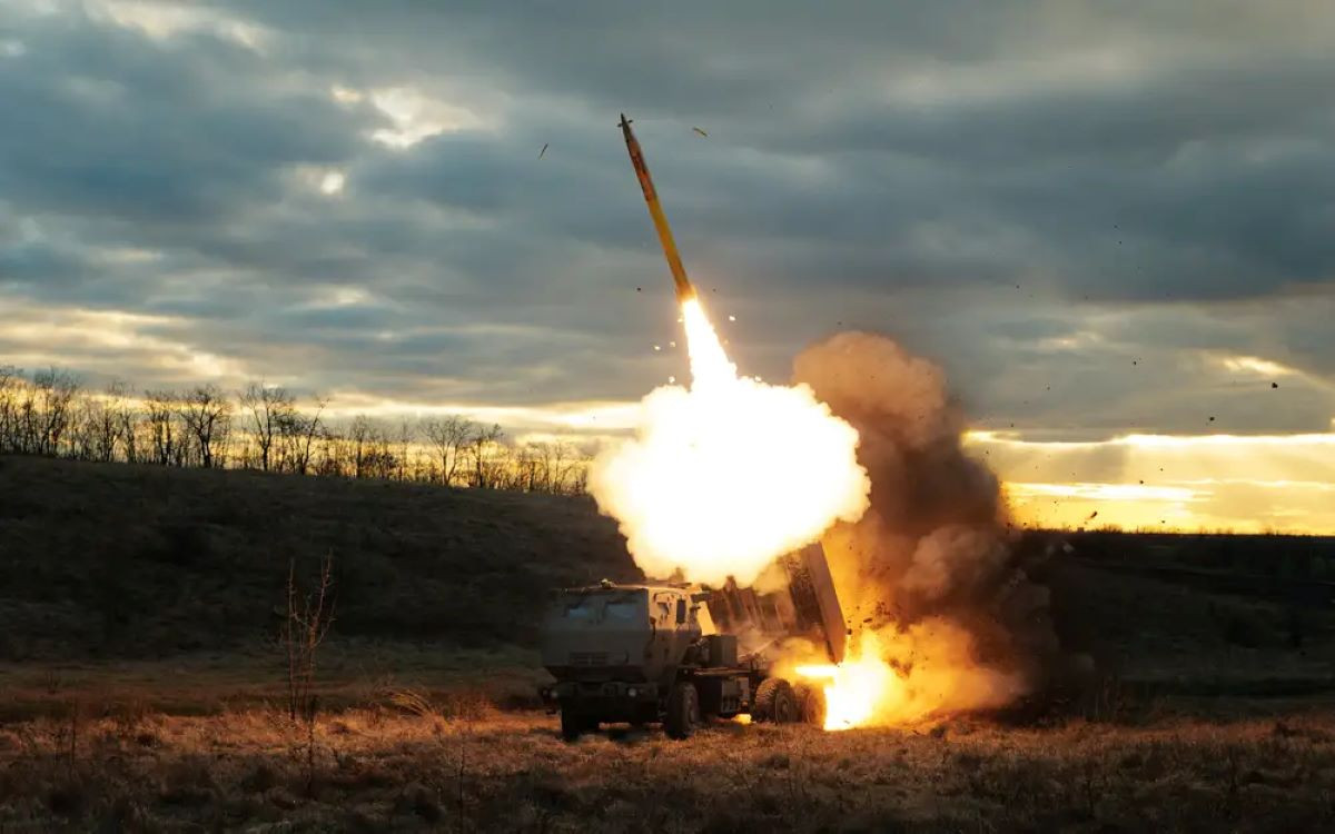 Tên lửa HIMARS.jpg