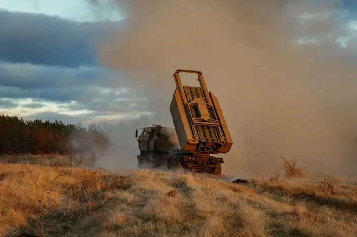 Tên lửa HIMARS Mỹ.jpg