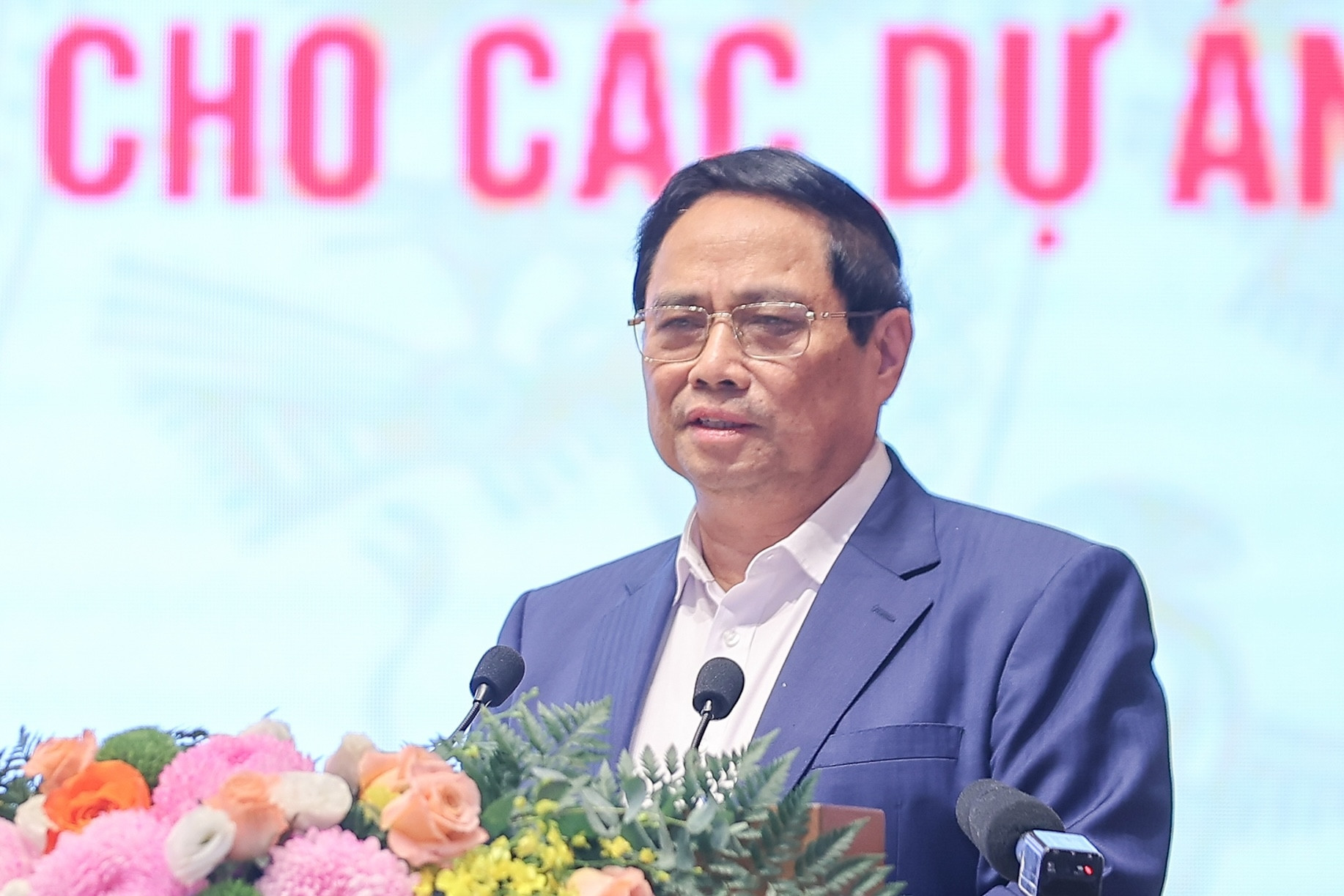 Thủ tướng: Tháo gỡ vướng mắc cho gần 3.000 dự án tồn đọng với tinh thần '6 rõ'