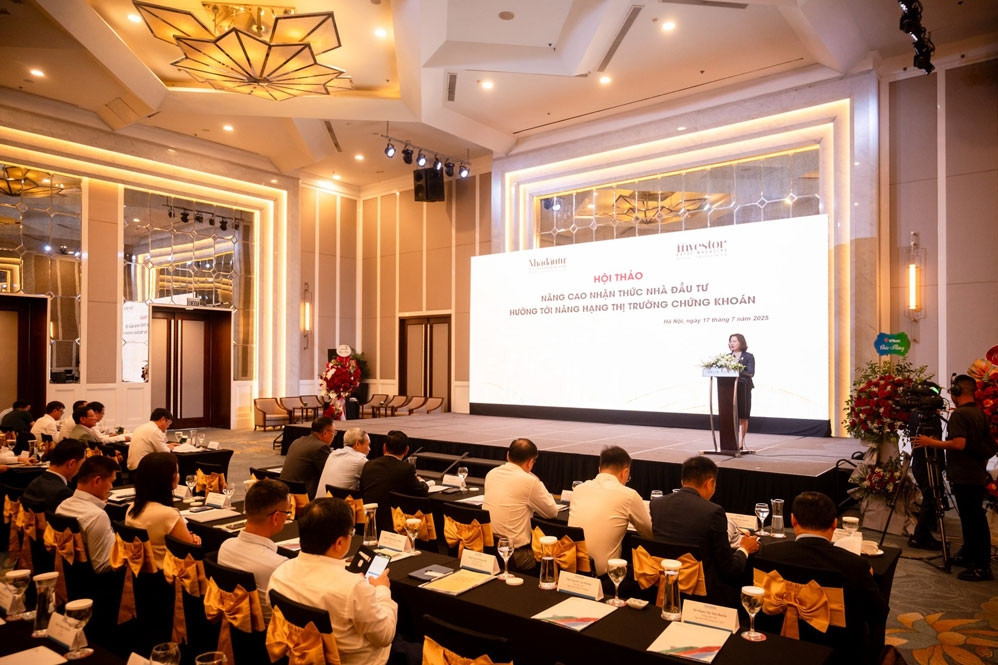 Tỷ USD vốn ngoại đổ vào, VN-Index lên 1.487 điểm áp sát đỉnh lịch sử