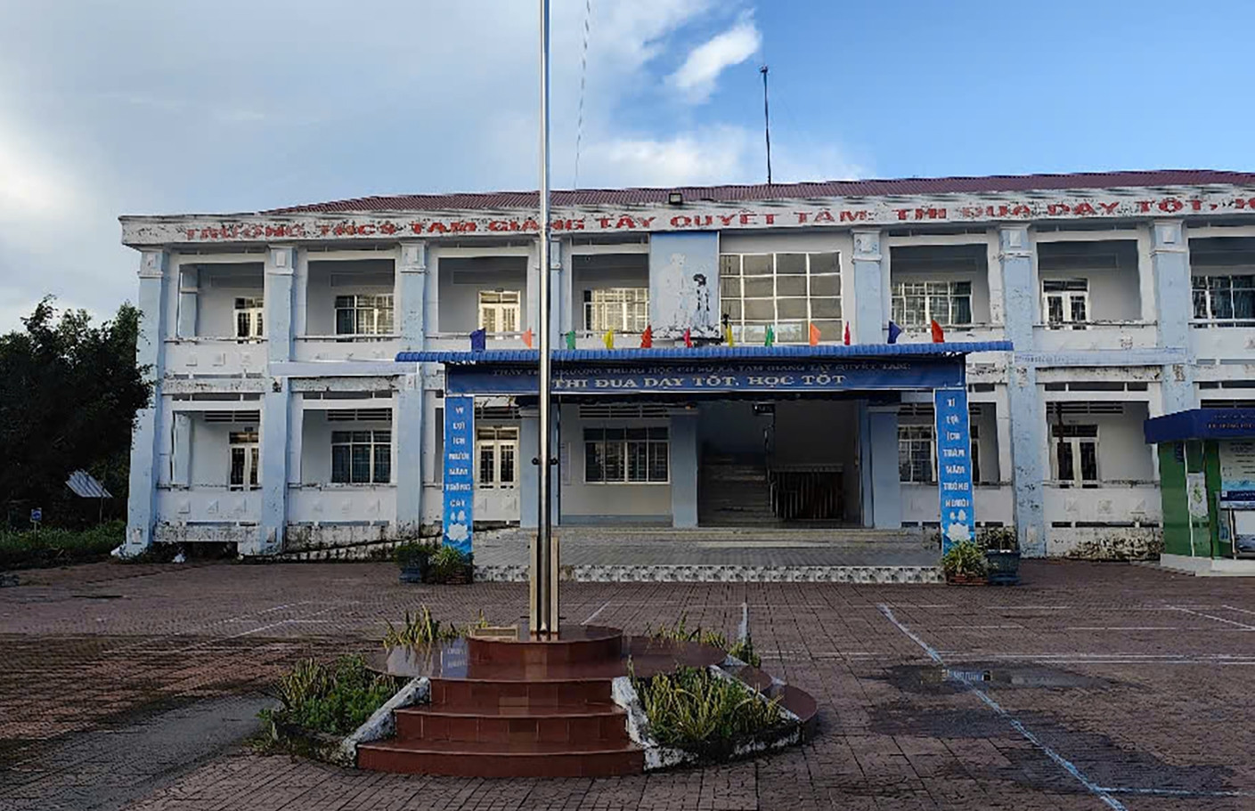 Hiệu trưởng bị tuyên 7 năm tù vì tham ô 10 triệu đồng: Đồng nghiệp nói lời thật lòng