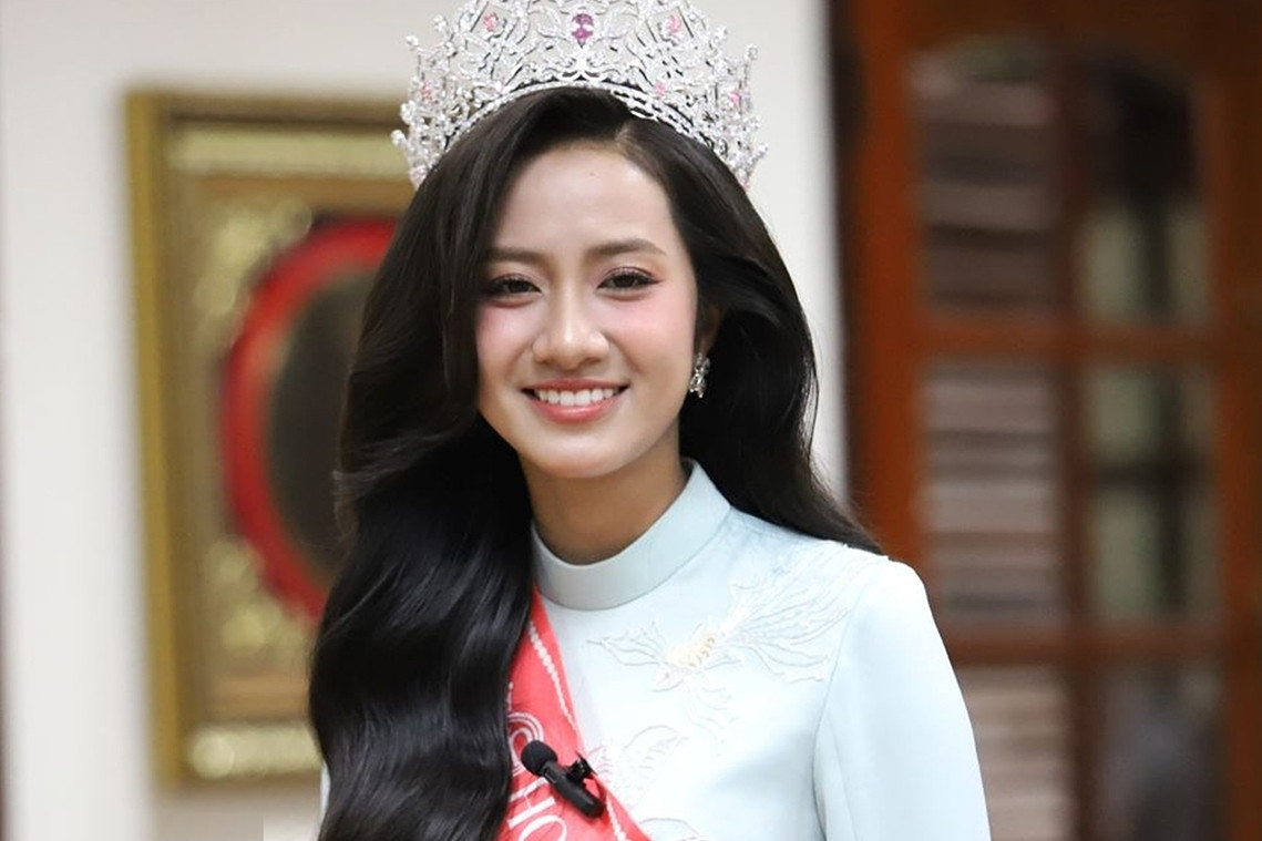 Hoa hậu Hà Trúc Linh: Không học hỏi sẽ không biết những gì đang chờ phía trước