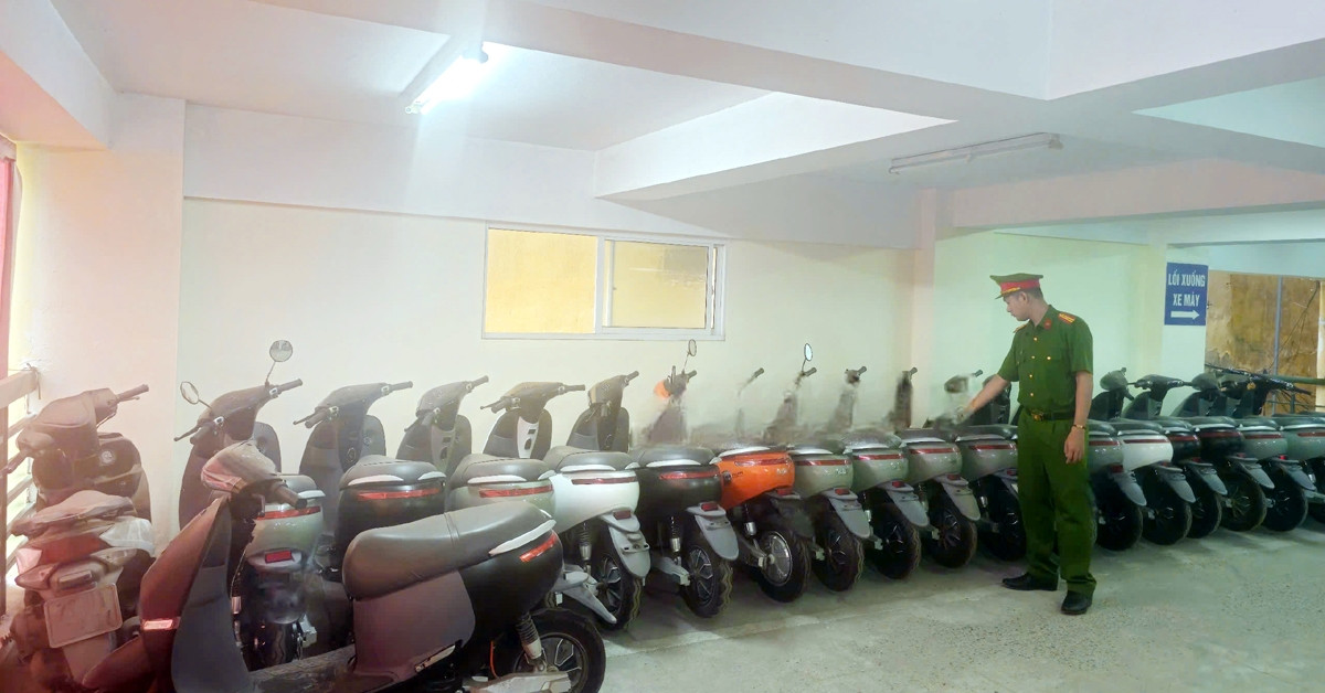 Lộ diện &amp;apos;ông trùm&amp;apos; đường dây sản xuất xe máy điện giả ở Hà Nội