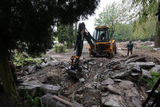 Thị trưởng Ukraine muốn đổi hàng trăm hài cốt binh sĩ Liên Xô lấy tù binh bị Nga bắt giữ