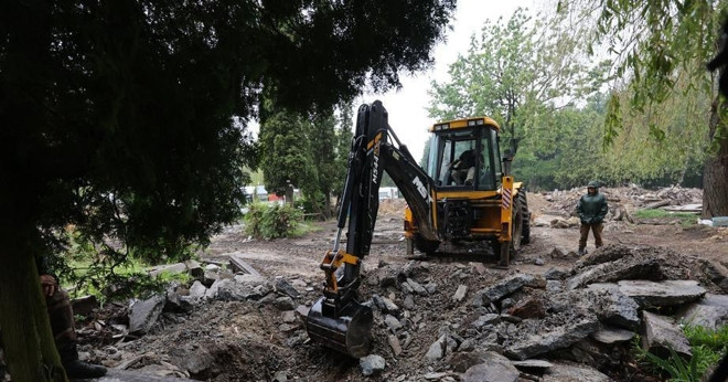 Thị trưởng Ukraine muốn đổi hàng trăm hài cốt binh sĩ Liên Xô lấy tù binh bị Nga bắt giữ