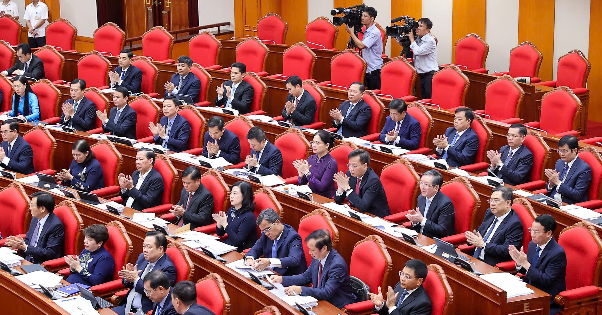 Trung ương thực hiện một số nội dung về công tá...