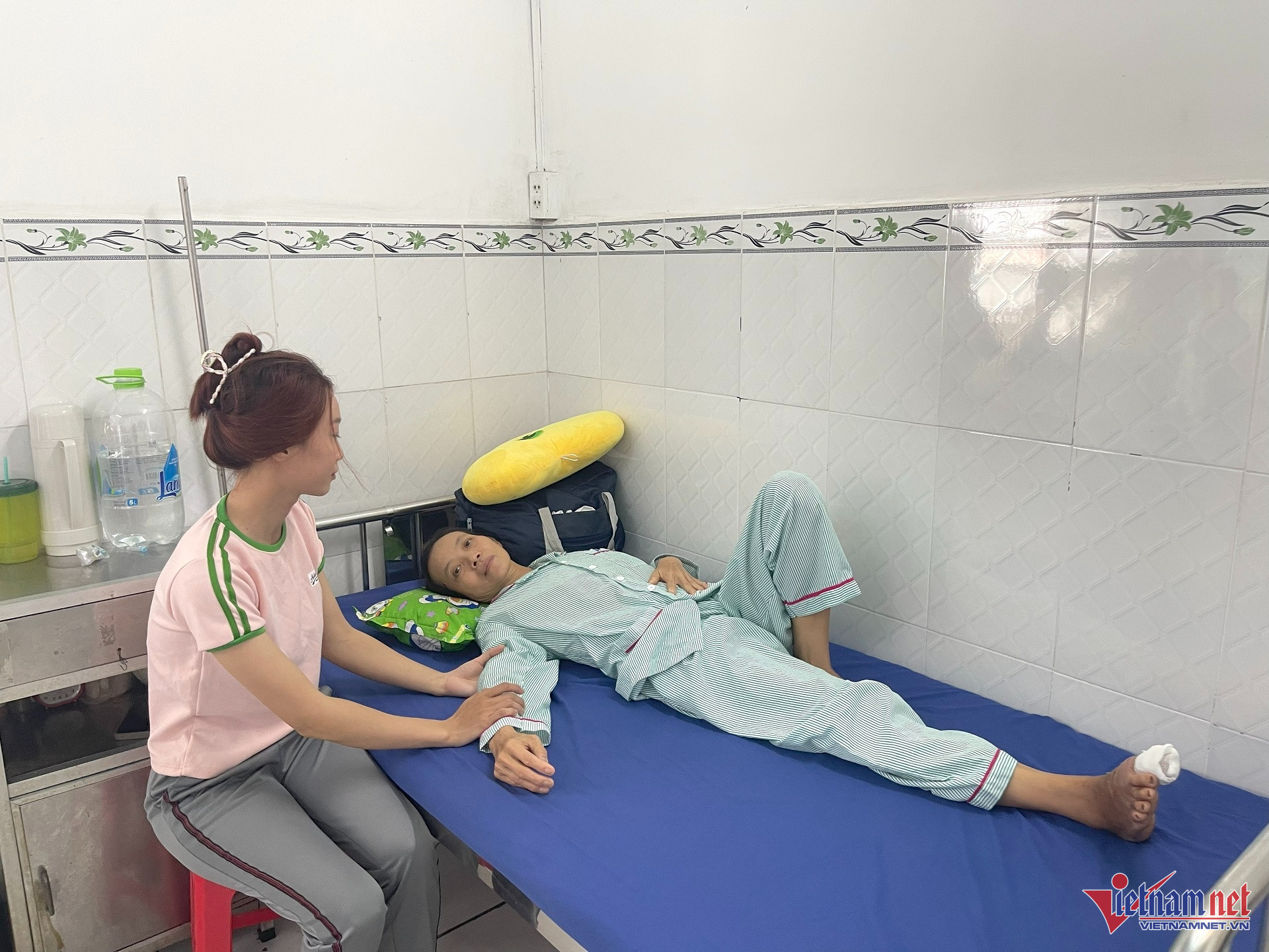 W-bà hồng.jpg