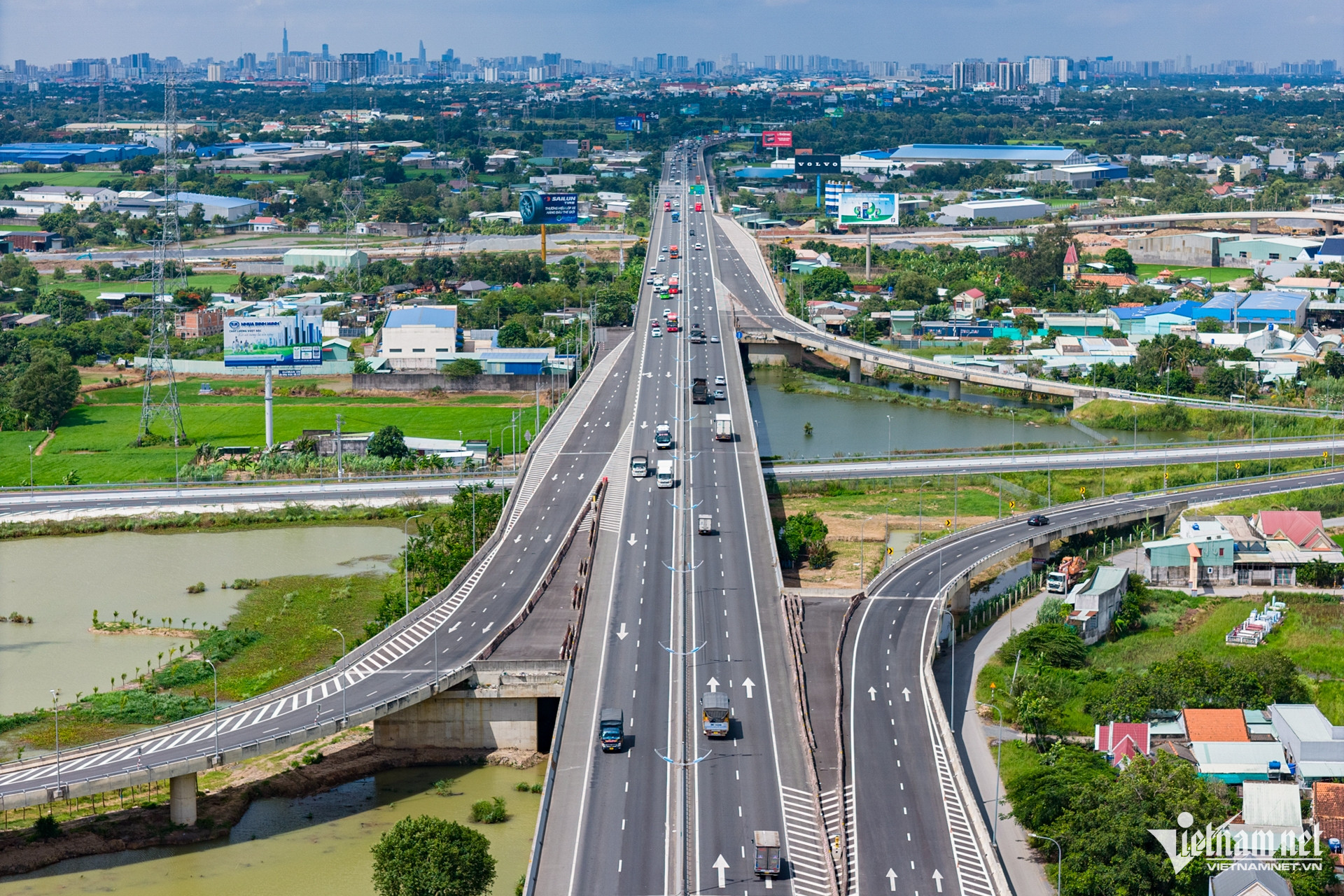 W-Nút gia Mỹ Yên Vành đai 3 TPHCM Nguyễn Huế 13.jpg