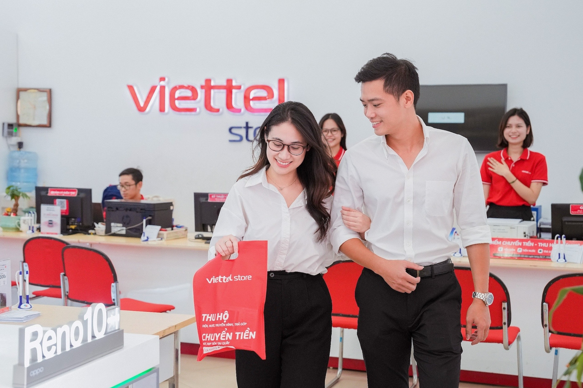 8 ngày vàng ngàn ưu đãi tại Viettel Store: Cơn lốc giảm giá đến 50%