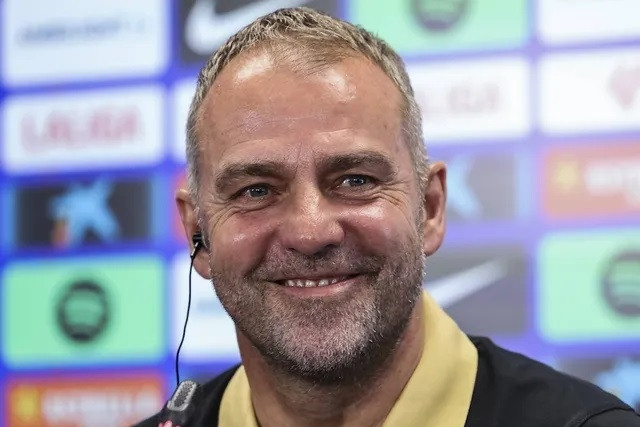 Barca từ bỏ Luis Diaz, đích thân Hansi Flick kéo Rashford khỏi MU
