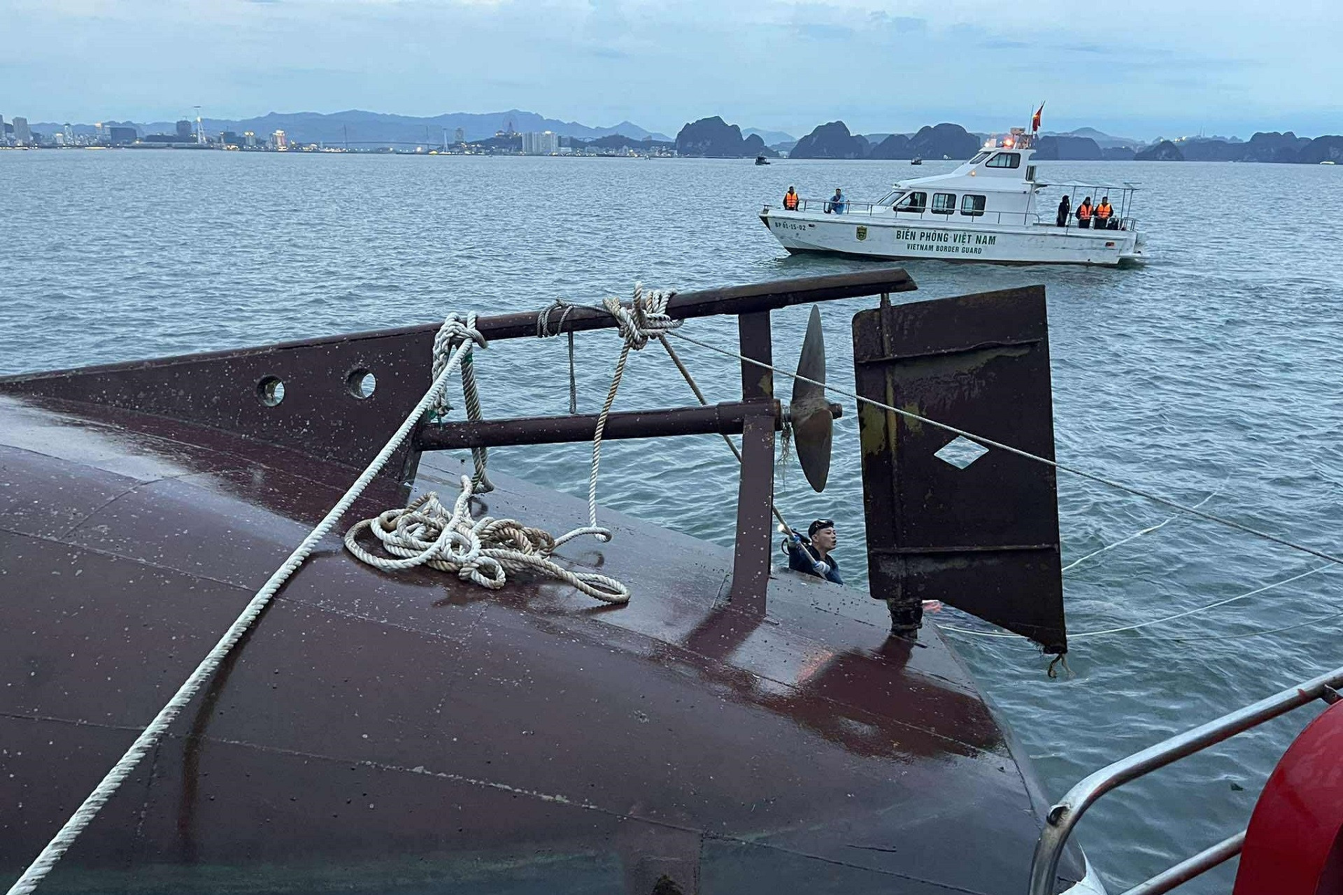 Cục trưởng Hàng hải và Đường thuỷ thông tin về vụ lật tàu ở vịnh Hạ Long