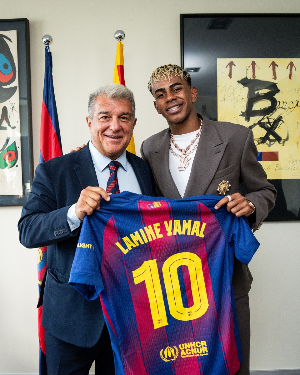 Lamine Yamal 10 BFC.jpg