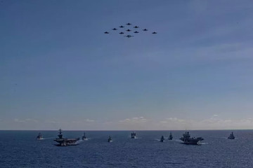 Tàu sân bay Mỹ và đồng minh NATO phô trương sức mạnh ở Thái Bình Dương