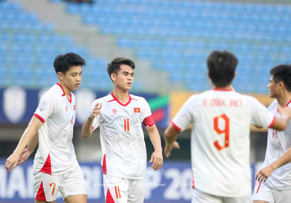 U23 Viet Nam vs U23 Lao 1.jpg