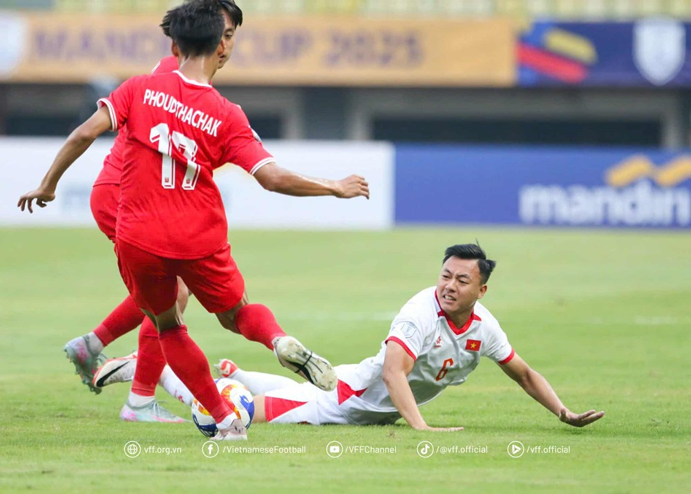 U23 Viet Nam vs U23 Lao 3.jpg