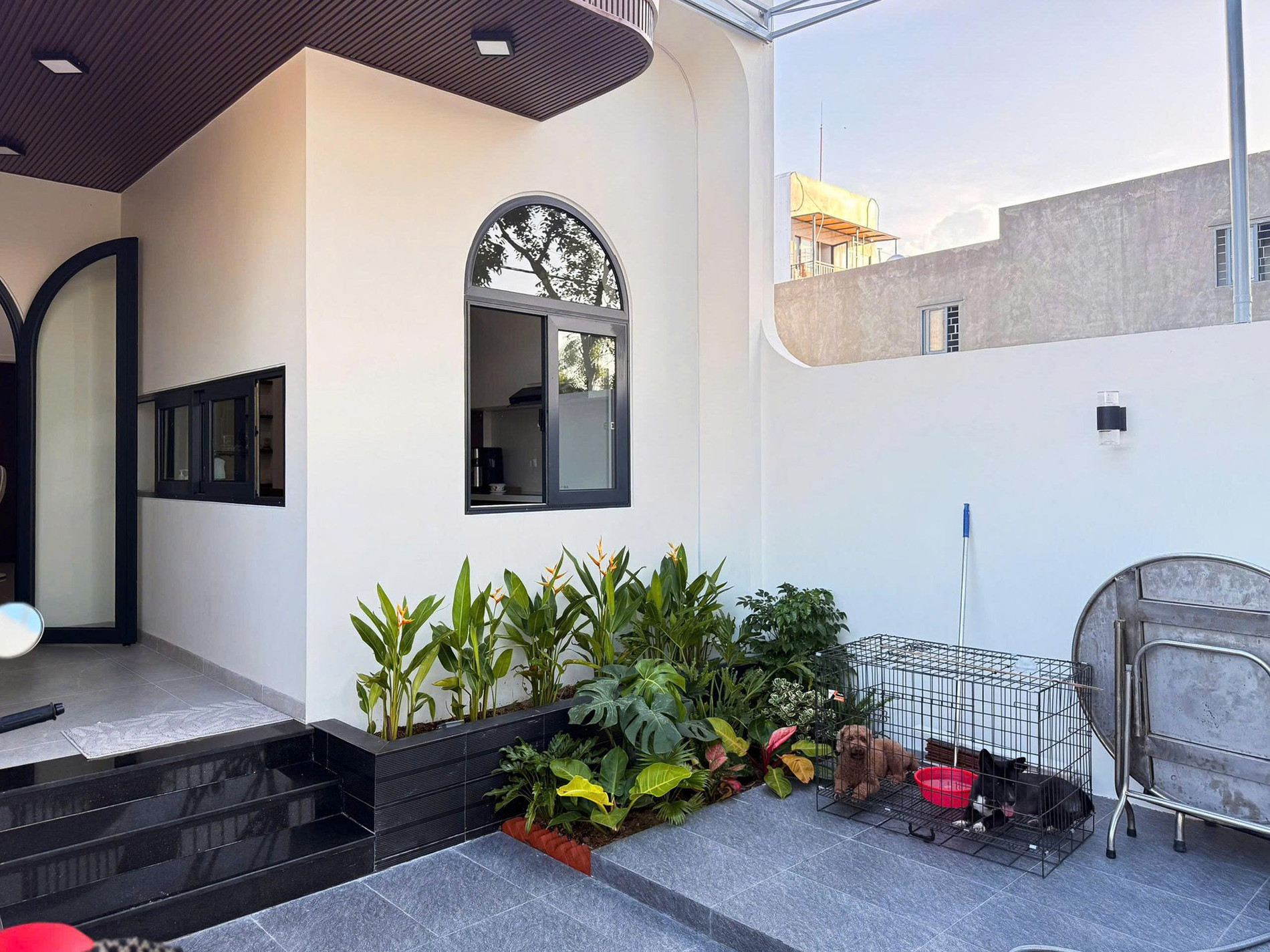 chang re xay nha tang me vo o Quang Nam 1.jpg