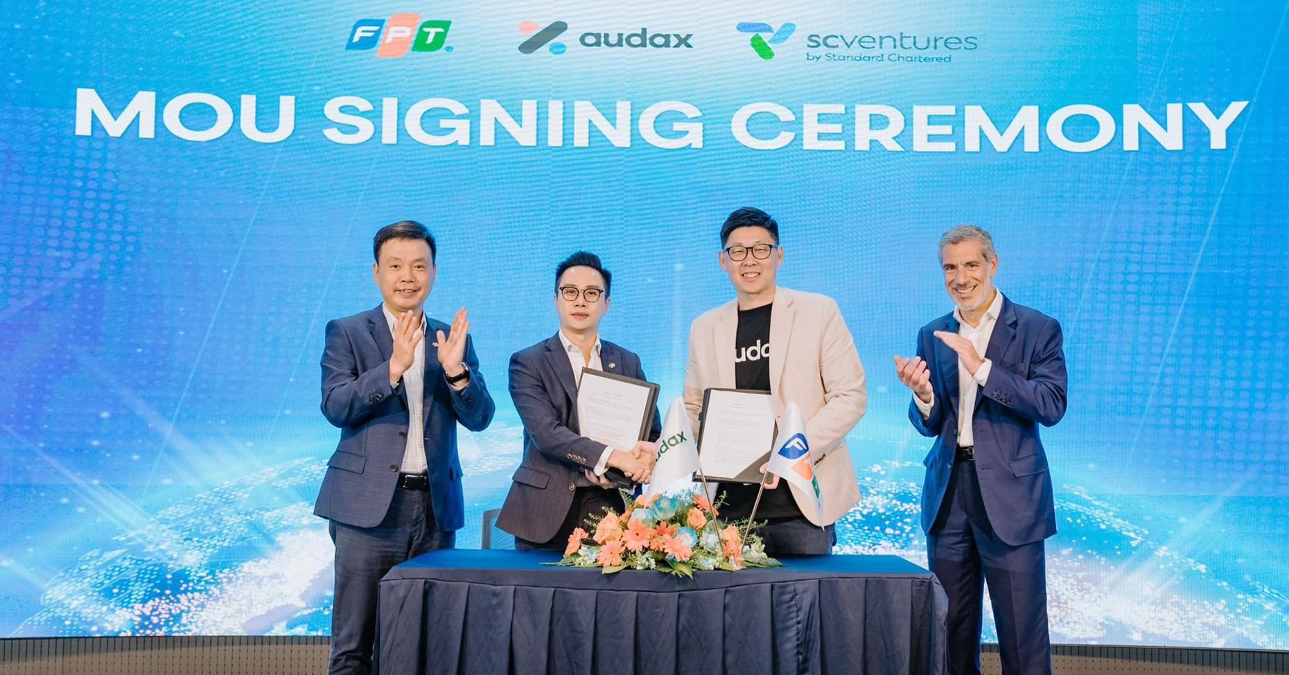 Công ty con của Standard Chartered hợp tác FPT thúc đẩy đổi mới ngân hàng số